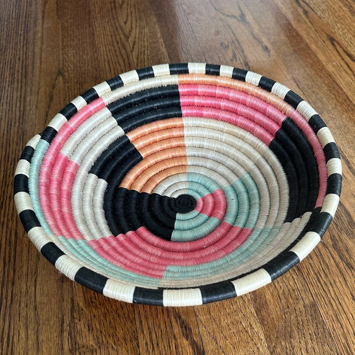 Aelfie Vintage Basket