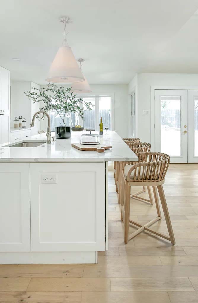 Broche 4-Light Pendant Pendant