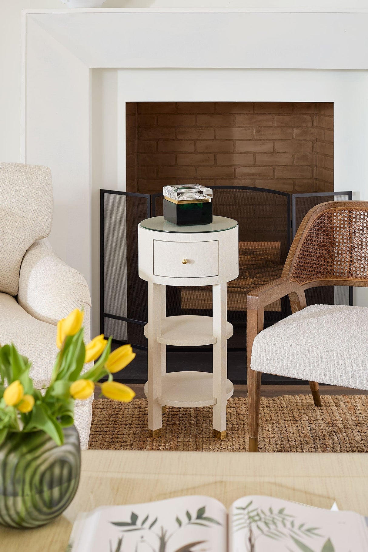 Claudette 1-Drawer Round Side Table Side Table