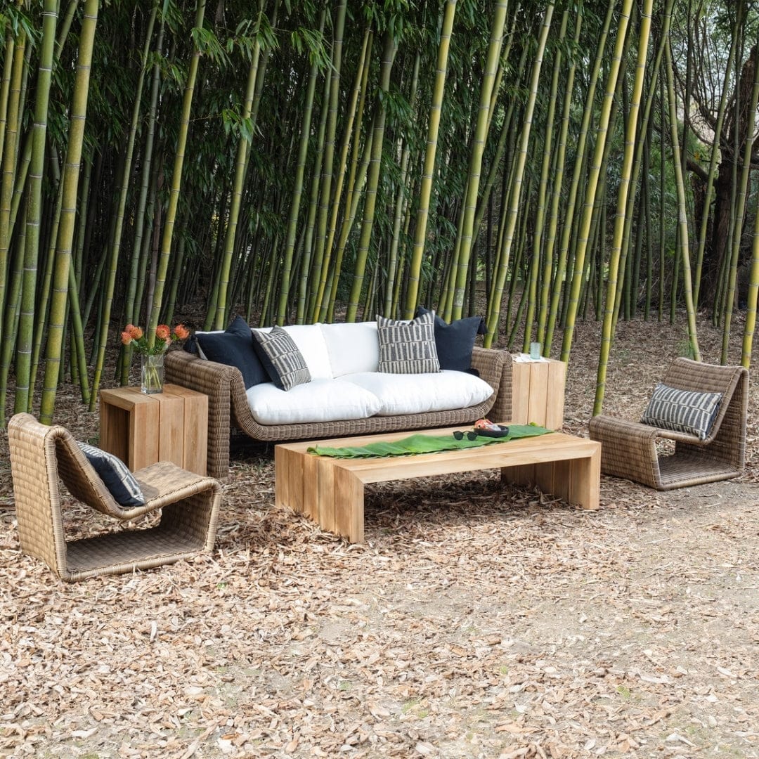 Como Sofa Outdoor Occasional + Accent Chairs