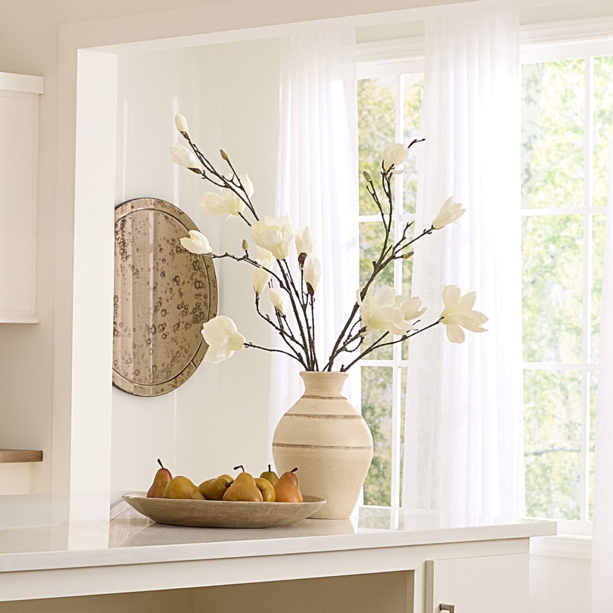 Conservatory Vase Vases + Urns 7CONS-VAWH 688933041675