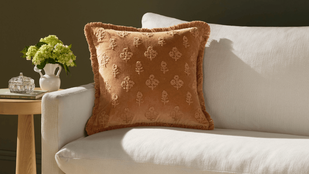 Darla Pillow Throw Pillows