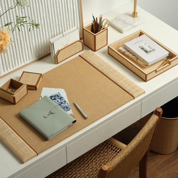 Hanford Accessory Set Table Accessories