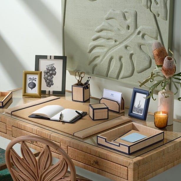 Hanford Accessory Set Table Accessories