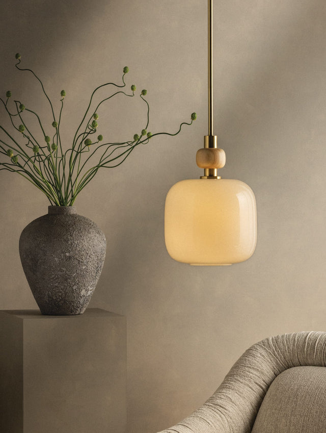 Hilary Matt Elise Pendant Pendants