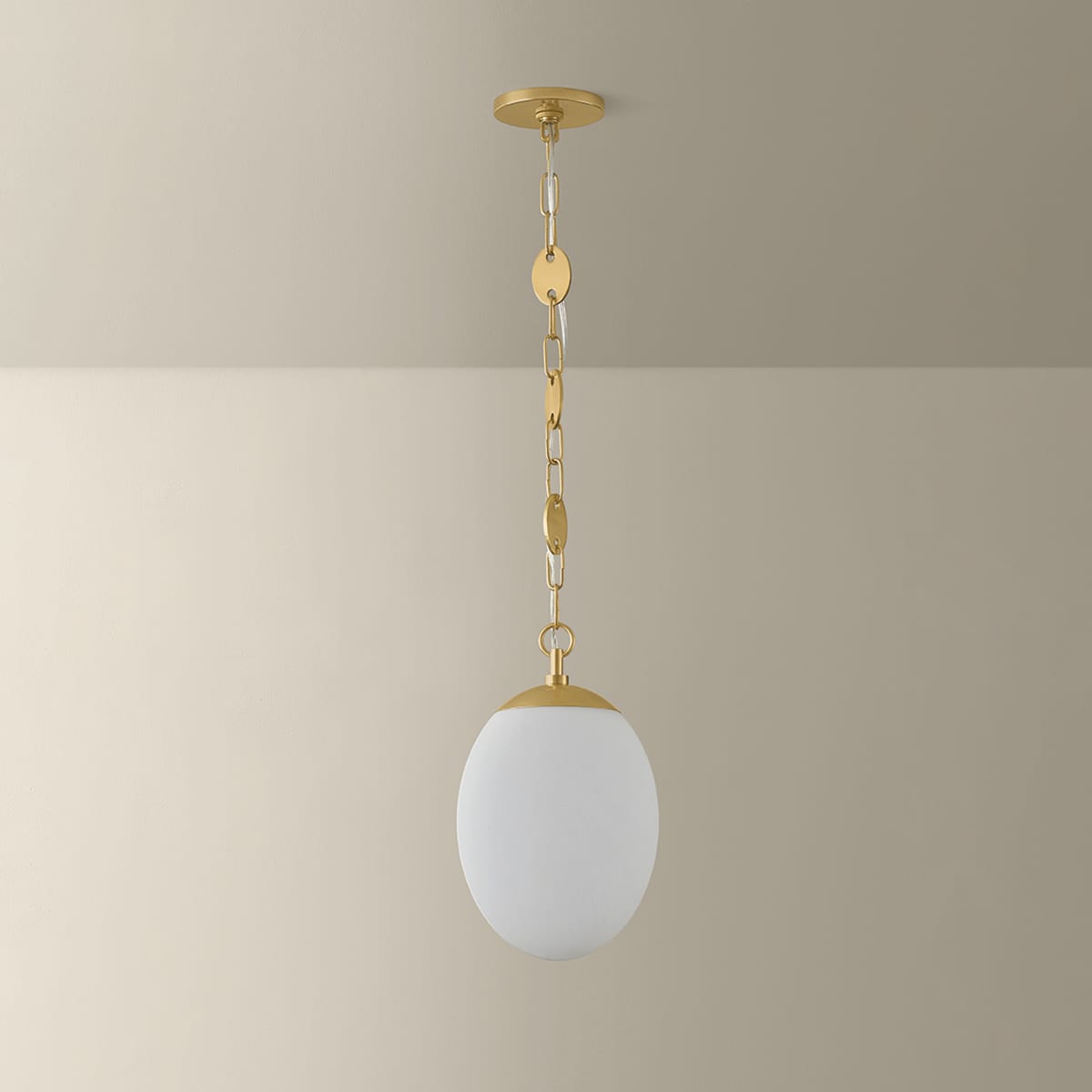 Hilary Matt Nell Pendant Pendants