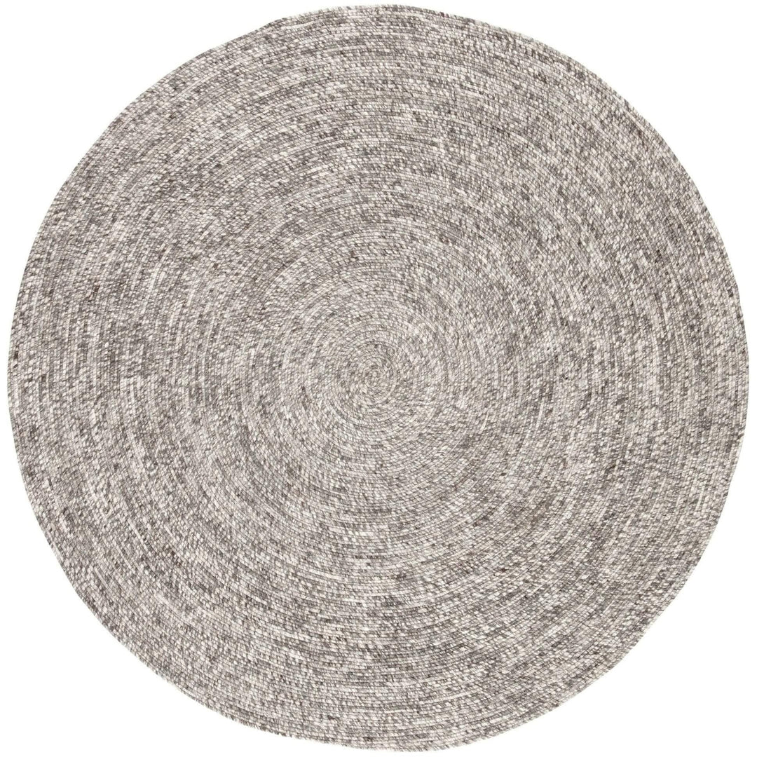 https://meadowblu.com/cdn/shop/files/jaipur-idriss-rug-iced-coffee-neutral-gray-rugs-30309374066739.jpg?v=1702352607&width=1080