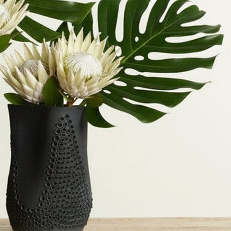 Moonrise Vase Vases + Urns 7MOON-VABK 688933034752