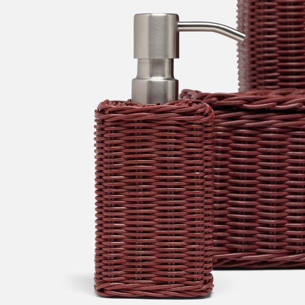 Kardia Soap Pump Bath Accessory