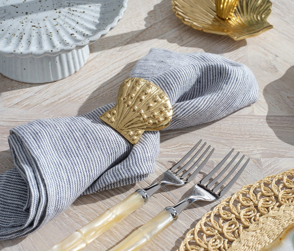 Lana Napkin Ring (Pack of 4) Kitchen Accessory TACLANA-PGD-NPK