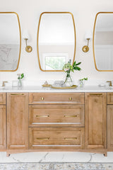 Lindee Mirror Mirror