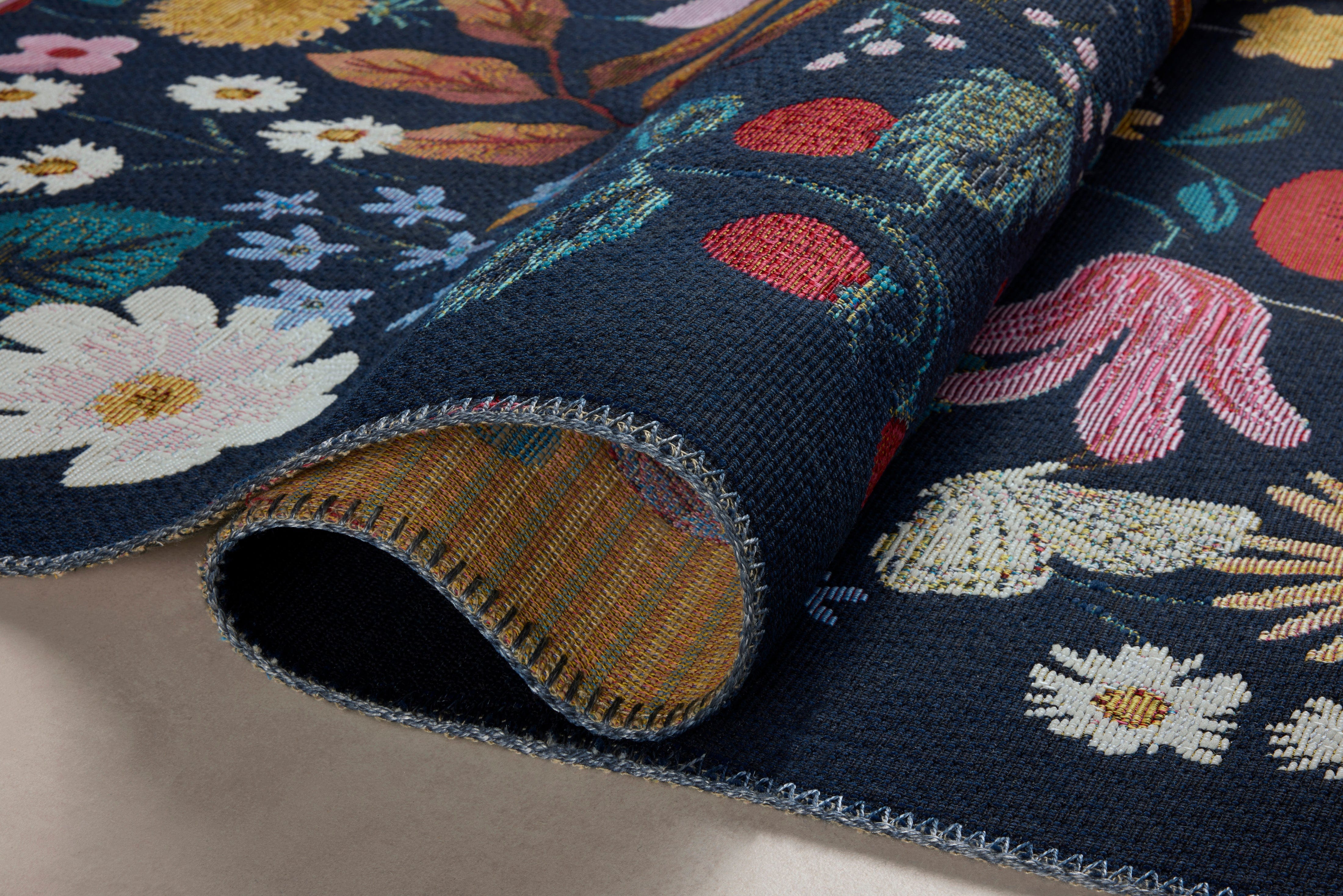 Strawberry Fields Indoor/Outdoor Rug – Meadow Blu