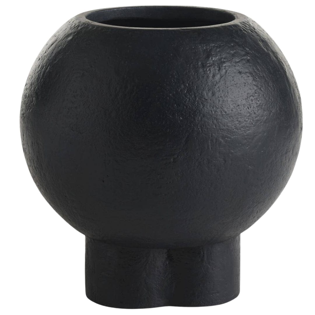 Lorenzo Concrete Outdoor Planter