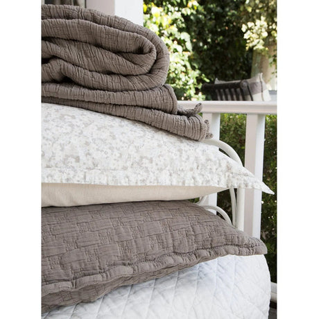 Ojai Oversized Throw Throw