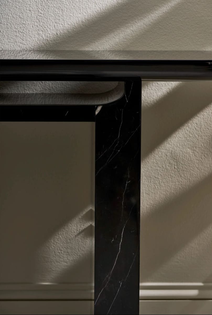 Overlap Console Console Tables