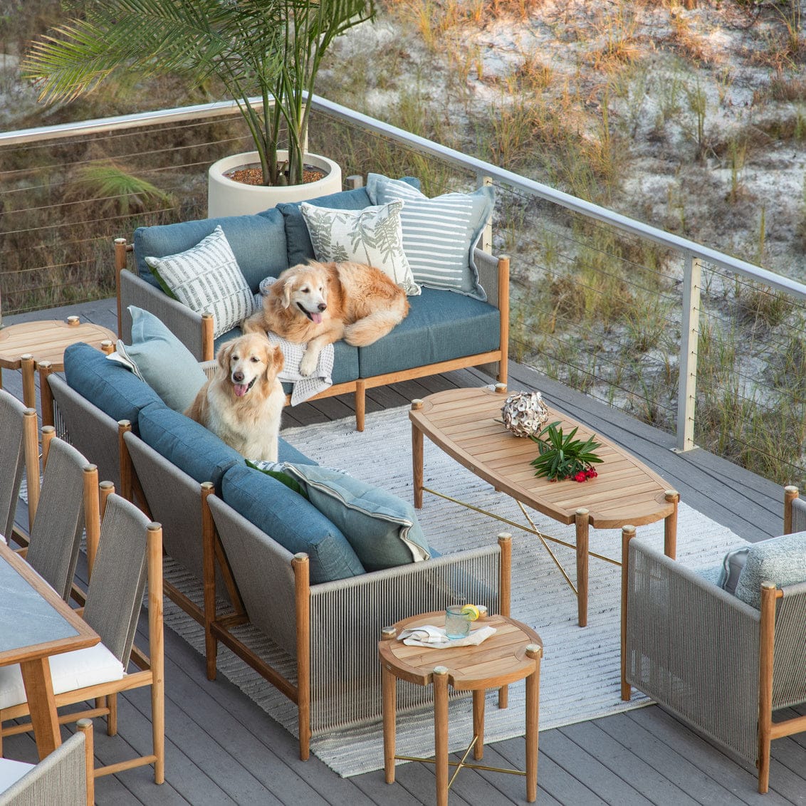 Pacifica Sofa Outdoor Occasional + Accent Chairs 1457301+C794P6457N