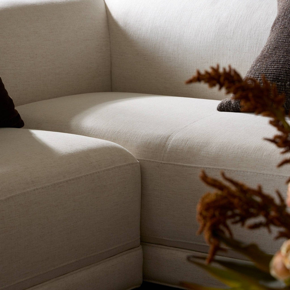 Phillip 2-Piece Sectional Sectional