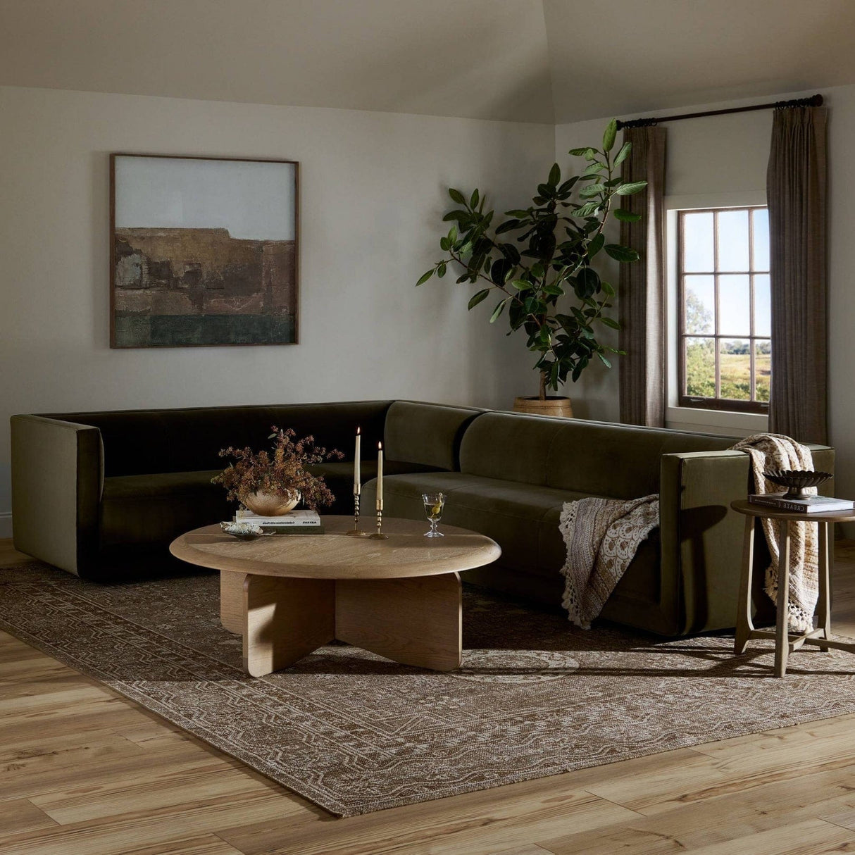 Phillip 2-Piece Sectional Sectional