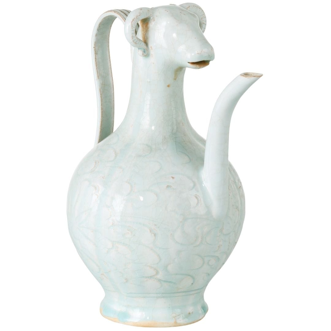 Ritual Hunting Bottle Vases 1200-1095