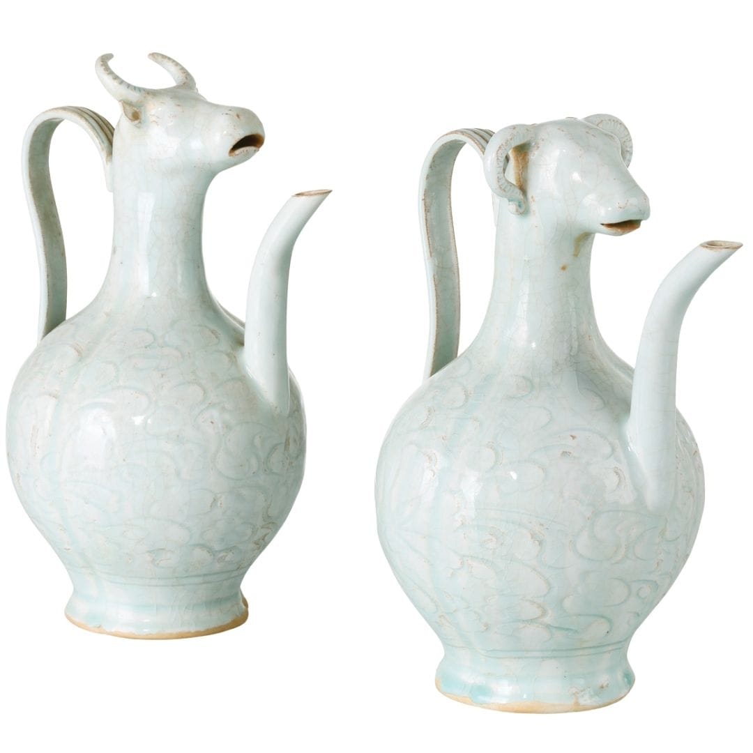 Ritual Hunting Bottle Vases