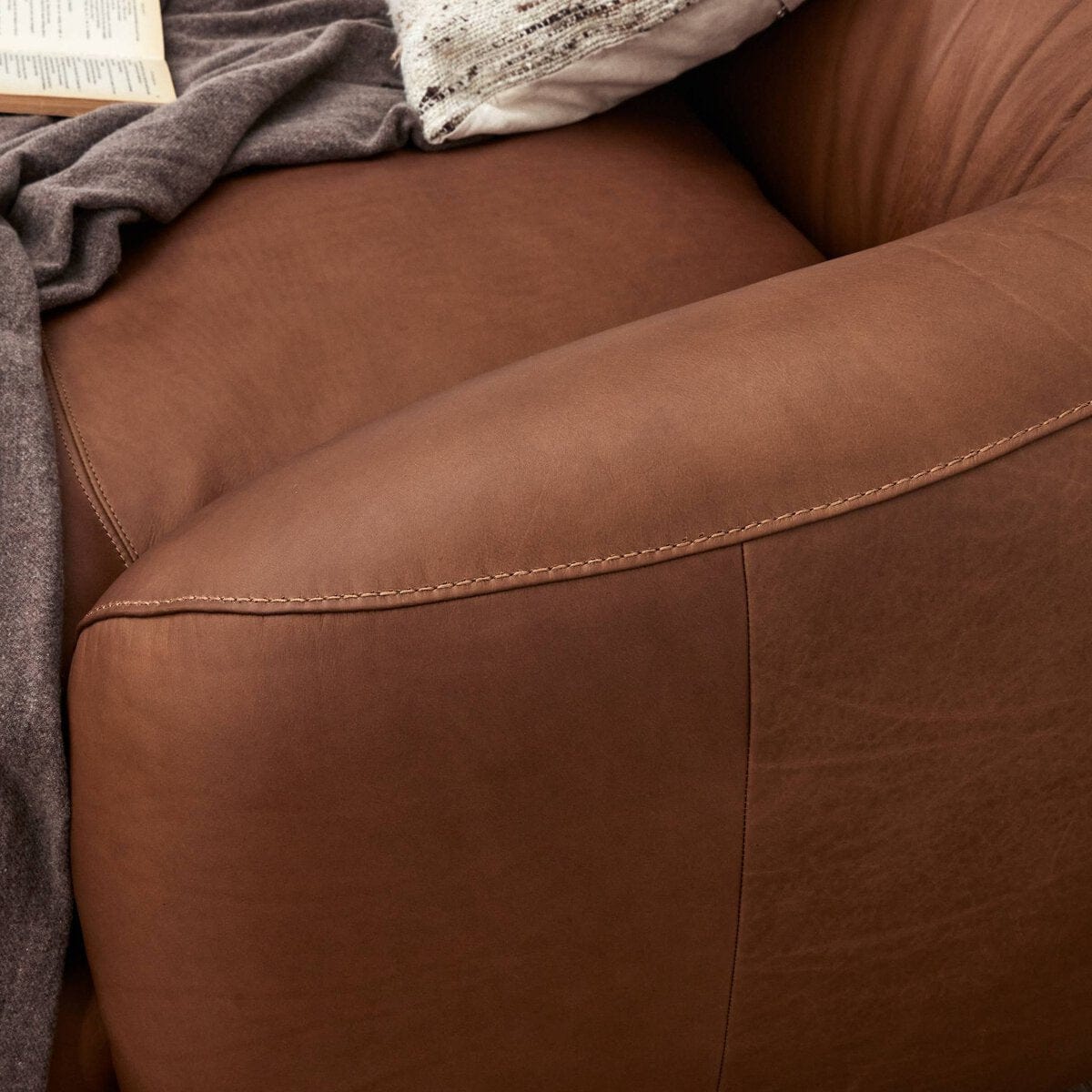 Saldana Sectional Sofa Sectional