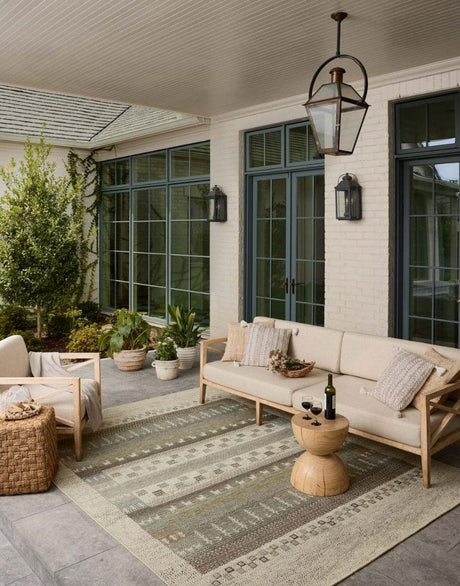 Saylor Indoor/Outdoor Rug Outdoor Rugs