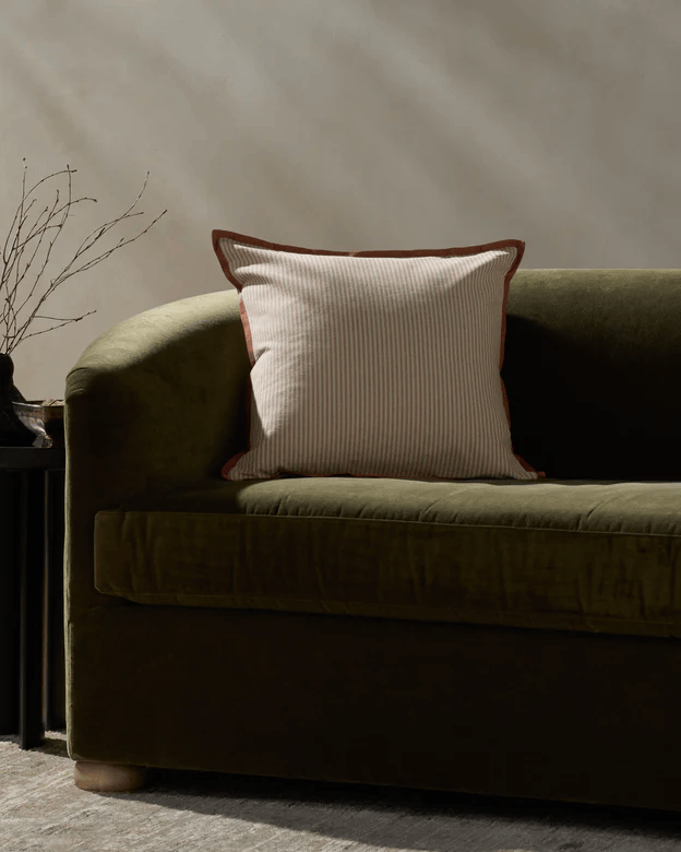 Sullivan Pillow Throw Pillows