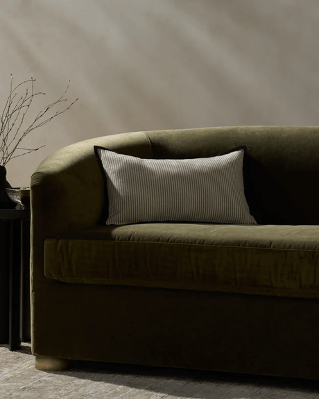 Sullivan Pillow Throw Pillows