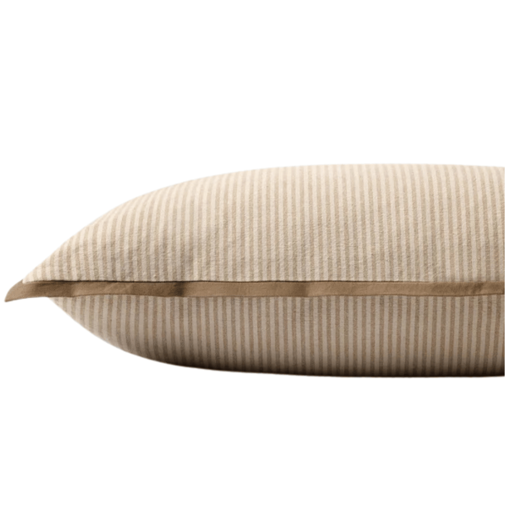 Sullivan Pillow Throw Pillows