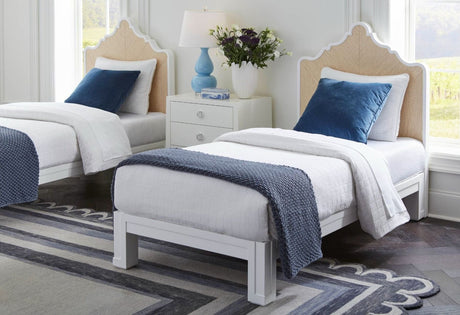 VICTORIA BED Beds & Bed Frames