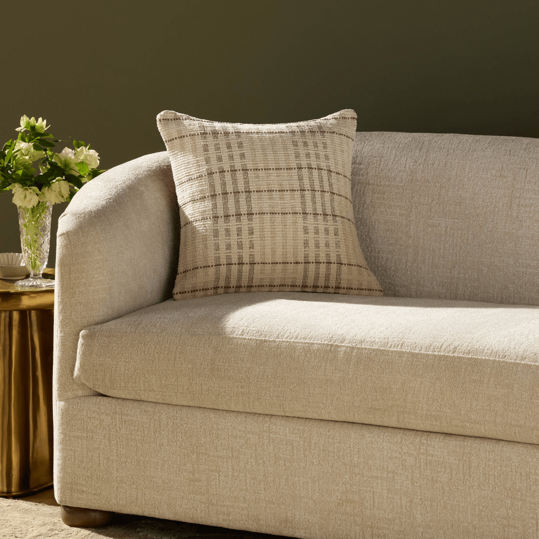 Vinnie Pillow Throw Pillows