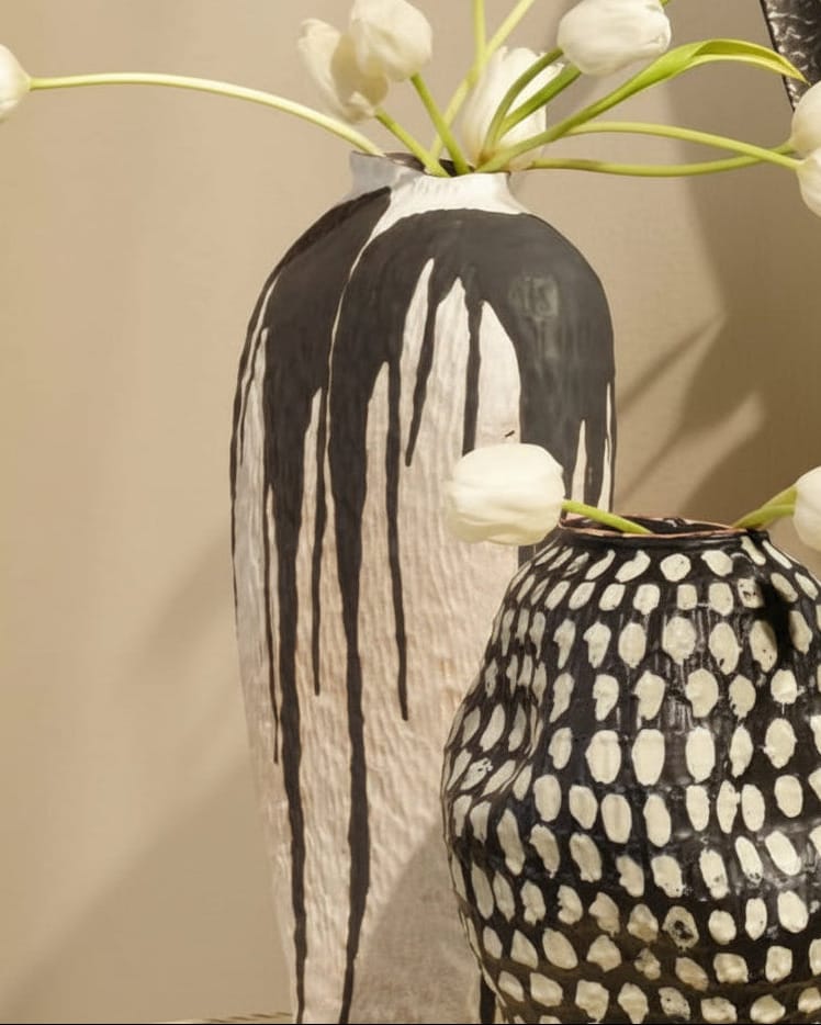 Zelda Vase Vases + Urns 7ZELD-VABK
