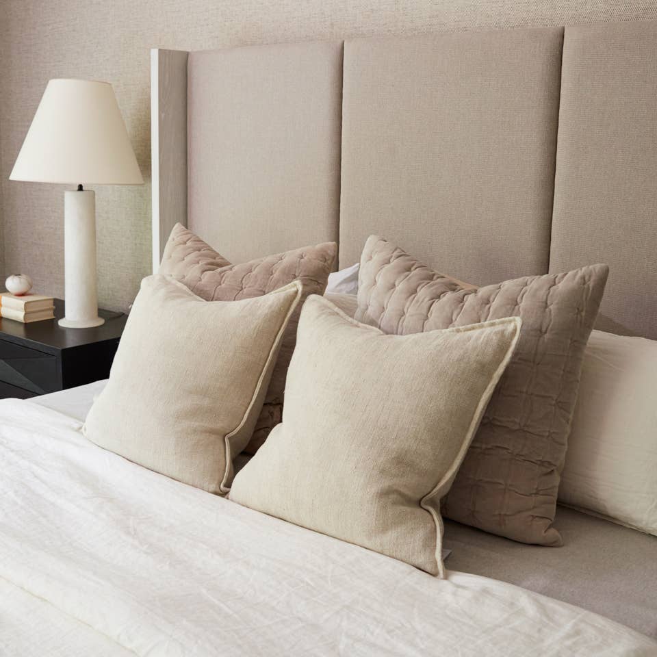 Jaipur Living Burbank Throw Pillow